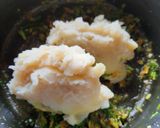मुंबई स्पेशल बटाटे वडा (vada pav recipe in marathi) रेसिपी स्टेप 3 फोटो 