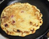 A picture of step 3 of Apple & Grapes Malpua.