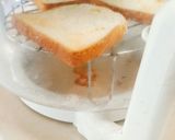 Hình bước làm 2 của món Bánh mì sandwich nướng bơ đường