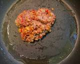 รูปขั้นตอนการทำที่ 1 ของ หมูสามชั้นผัดสะตอกะปิ