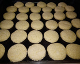 Foto del paso 6 de la receta: Alfajores de Coco y Dulce de Leche