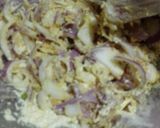 A picture of step 2 of Sujji Piyaz Pakora.