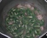 Foto langkah ke 5 dari resep Tumis kacang panjang campur udang.