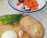 Foto del paso 2 de la receta: Patatas con costillas en media hora❤️