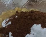 Foto langkah ke 2 dari resep Banana Choco Muffin.