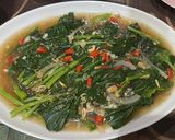 Foto langkah ke 6 dari resep Tumis kaylan bawang putih.