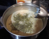 Foto del paso 2 de la receta: Sopa de cebolla con flores y soja texturizada