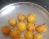A picture of step 3 of Punjabi Dum Aloo.