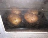 Foto langkah ke 6 dari resep Baked Potato and Cheese.