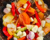 Foto langkah ke 3 dari resep Ayam Gepuk Sambal Kemangi.