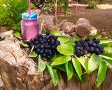 A picture of step 1 of Black Grape Mocktail.