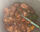 Foto langkah ke 7 dari resep Semur Daging Cabai Hijau.