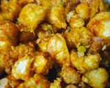 A picture of step 2 of Cheesy masala pav.