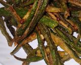 A picture of step 3 of Crispy Bhindi.