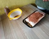 A picture of step 7 of Tiramisu.
