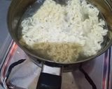 Foto langkah ke 3 dari resep Mie Indomie Goreng Nyemek Pedas.