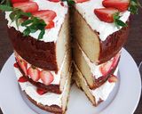 A picture of step 10 of Fresh Strawberry Vanilla Cake.
