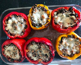 Foto del paso 8 de la receta: Pimientos rellenos de carne y quinoa con salsa de tomate a la crema