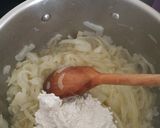 Egyszerű hagymaleves recept fázis 2 fotója