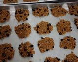 Foto langkah ke 6 dari resep Oat Chococips Cookies.