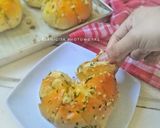 Foto langkah ke 10 dari resep Roti Viral : Korean Garlic Cheese Bread.
