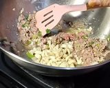 Foto langkah ke 2 dari resep Martabak Telur Daging.