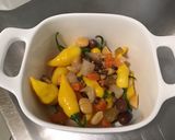 Une image de l'étape 6 de Piments jaunes au vinaigre, ail, pickles, olives et citron.