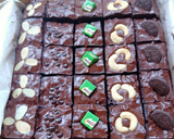 Foto langkah ke 4 dari resep Fudgy Brownies.