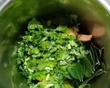 A picture of step 1 of Green apple chutney.