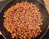 Foto del paso 4 de la receta: Garbanzos con huevos