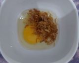 Foto langkah ke 1 dari resep Telur Dadar Bawang Goreng.