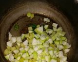 વધારેલી ખીચડી (Vaghareli Khichdi Recipe In Gujarati) રેસીપી સ્ટેપ4ફોટો