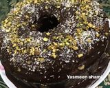 صورة لخطوة 4 من وصفة فكرة تزيين كيك شوكولاته كيك لكل يوم 😍