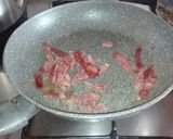 Foto del paso 1 de la receta Revuelto individual de patatas y jamón serrano