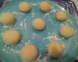 Foto langkah ke 5 dari resep Donat kentang susu aneka topping.