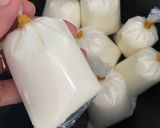 A picture of step 5 of Thick and Creamy Yogurt, Fermented in a Rice Cooker Without Water or Electricity.