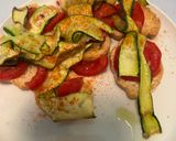 Foto del passaggio 3 della ricetta Pomodori friselline e zucchine