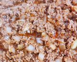 A picture of step 4 of Easy for Everyone! Popular Minced Meat and Onion Omelet.
