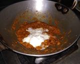 A picture of step 2 of Dahi bhindi(curd okra).