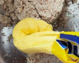 Foto langkah ke 1 dari resep Thumbprint Almond Pulp Cookies with Lime Marmalade.