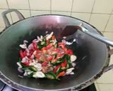 Foto langkah ke 3 dari resep Tumis Sawi Pokcoy,Kecambah dan Tahu.