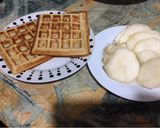 Foto del paso 2 de la receta: Waffles de harina de avena con peras
