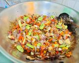 Foto langkah ke 3 dari resep Sambal Pete Cabai Iris.