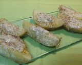Foto del paso 5 de la receta Patatas al ajo y guindilla con parmesano