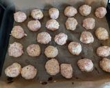 A picture of step 3 of My keto, low-carb, cheese sausage balls.