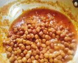 A picture of step 2 of Kala chana masala chaat / Black chickpeas masala chaat.