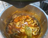Foto del paso 4 de la receta: Calamares patagónicos en salsa en Thermomix TM31