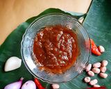 Foto langkah ke 5 dari resep Rujak Sayur Bumbu Kacang.