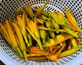 Hình bước làm 2 của món Lẩu chao khoai môn