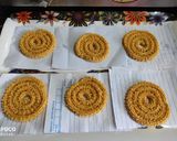 इनस्टंट चकली (instant chakali recipe in marathi) रेसिपी स्टेप 6 फोटो